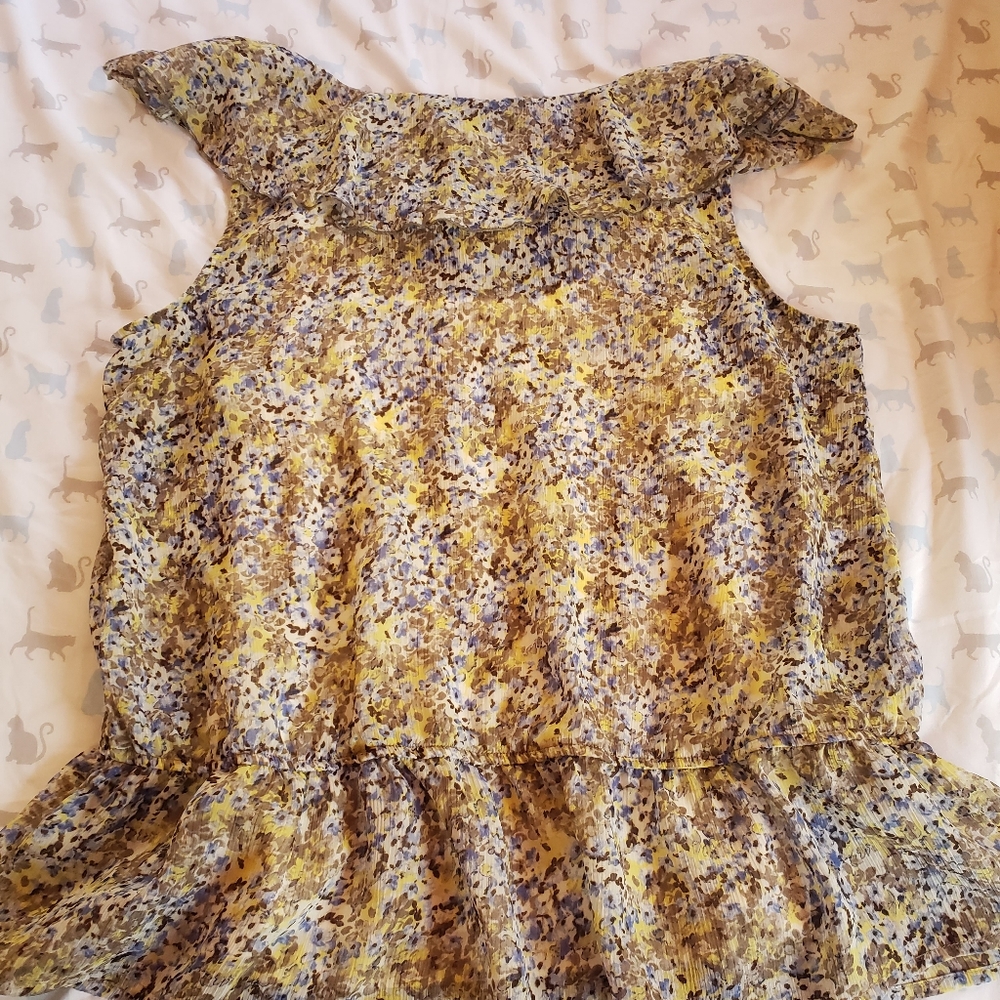 ABStudio Floral Ruffle Top - Picture 2 of 3